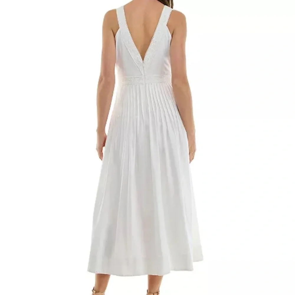 Taylor Women's V-Neck Lace-Trim Pleated A-Line Dress